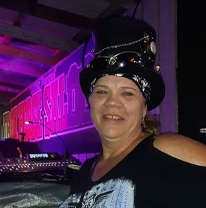 Meet your Posher, Cindi